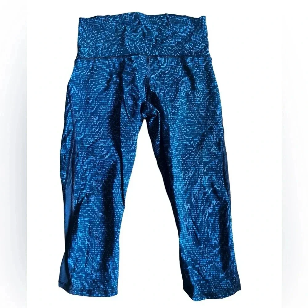 Lululemon Train Times Crop Size 6